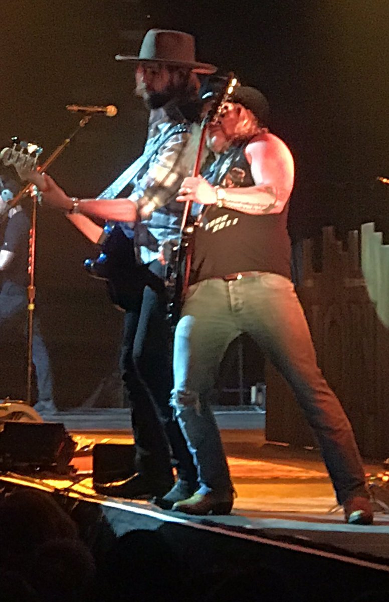 Stretchsound's tweet photo. @TamalePalmero you and Lee rocking out in Little Rock last night https://t.co/YejcDWO6gw