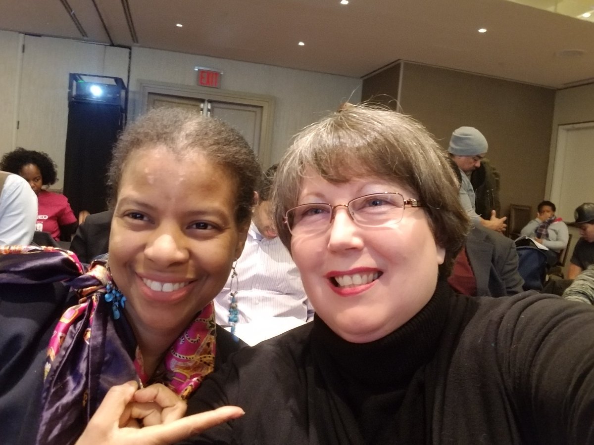 HelenaMerwe's tweet photo. .@steamkidslab my birthday twin at #publishabook bootcamp with .@gerryrobert - we're getting started #B_STEAM https://t.co/dJQzxVbsUq