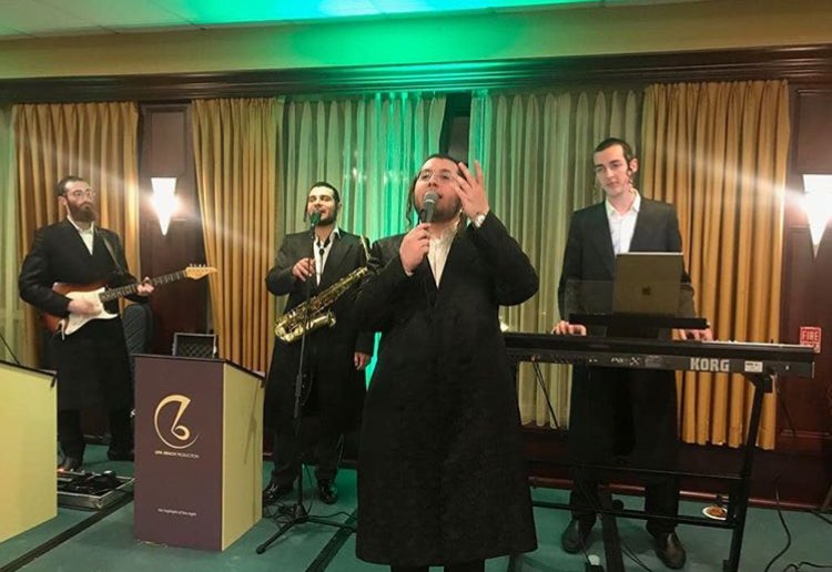 Beautiful #MelavaMalka done last night by the amazing <a href="/kalmeyschwarcz/">kalmey Schwartz</a> as lead with music by the #LipaBrach productions