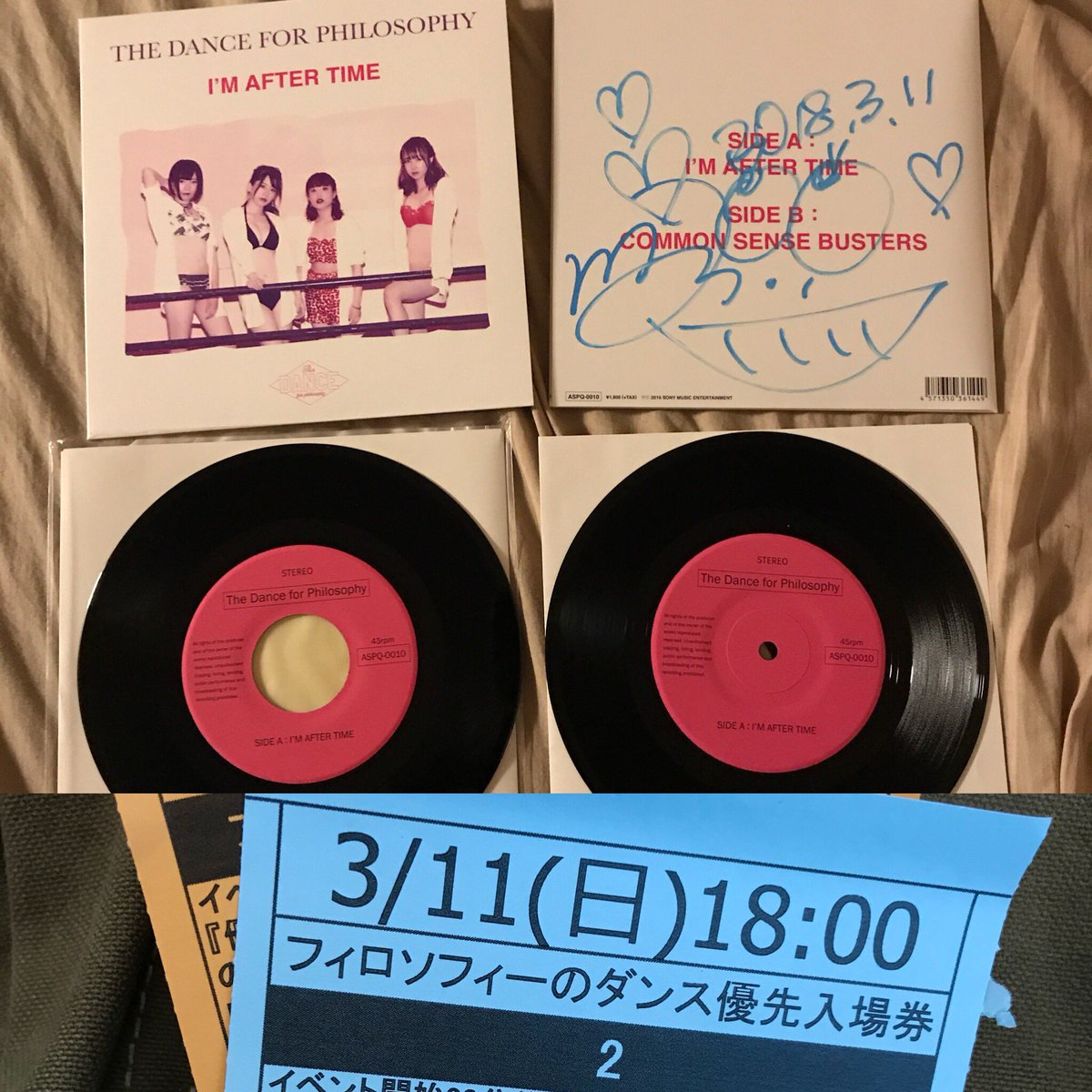 luxury_kayo's tweet photo. THE DANCE FOR PHILOSOPHY / I'm After Time［'16 (2P:'18) JPN: SME #ASPQ-0010, 7" w/Autographed (Mariri Okutsu) ◉Left: 1st press〜Push-out center label ＊Ａ: ASPQ 0010 A / Ｂ: ASPQ 0010 B2
◉Right: 2nd press〜Solid center label ＊Ａ: ASPQ 0010 A2 / Ｂ: ASPQ 0010 B3 
#フィロのス https://t.co/E3QdQoaVSo