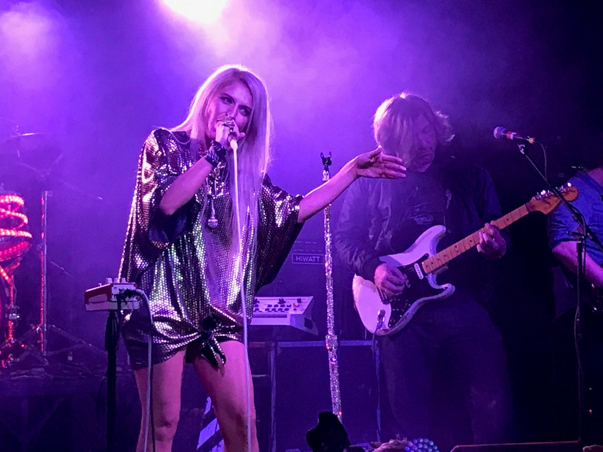NOLA38 | WNOL-TV (@nola38) on Twitter photo The Vettes rock with new album, āGold Starā ow.ly/qeh530iSzwn <a href="/TheVettes/">The Vettes</a> #thevettes #goldstar <a href="/b97/">B97</a> <a href="/KennyLopez_TV/">Kenny Lopez</a> The Vettes rock with new album, āGold Starā ow.ly/qeh530iSzwn <a href="/TheVettes/">The Vettes</a> #thevettes #goldstar <a href="/b97/">B97</a> <a href="/KennyLopez_TV/">Kenny Lopez</a>