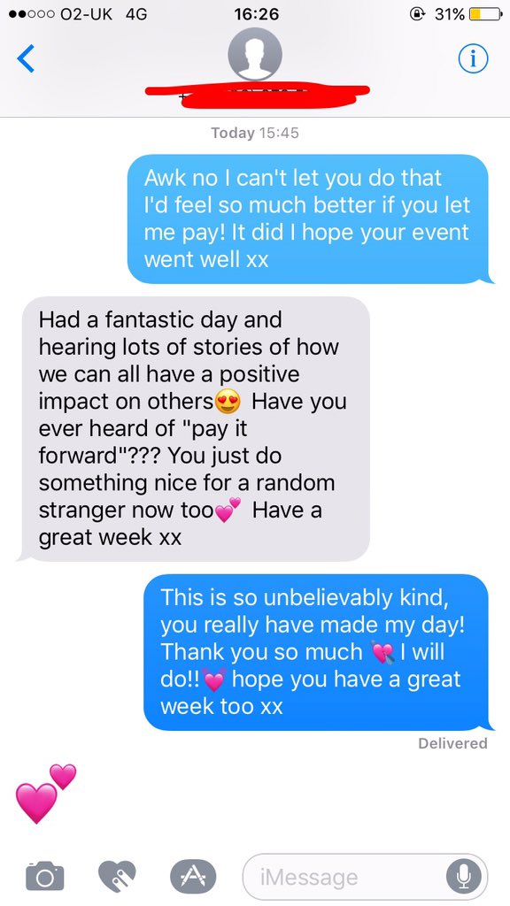 abbiestewart123's tweet image. How lovely is this, was driving to Belfast and stopped to get diesel on the glenshane, when paying I realised I hadn&apos;t my bank card! Lady in front of me without a second thought came over and paid it!! took her number and said I would send her the £20❤️ Actual angel!💓