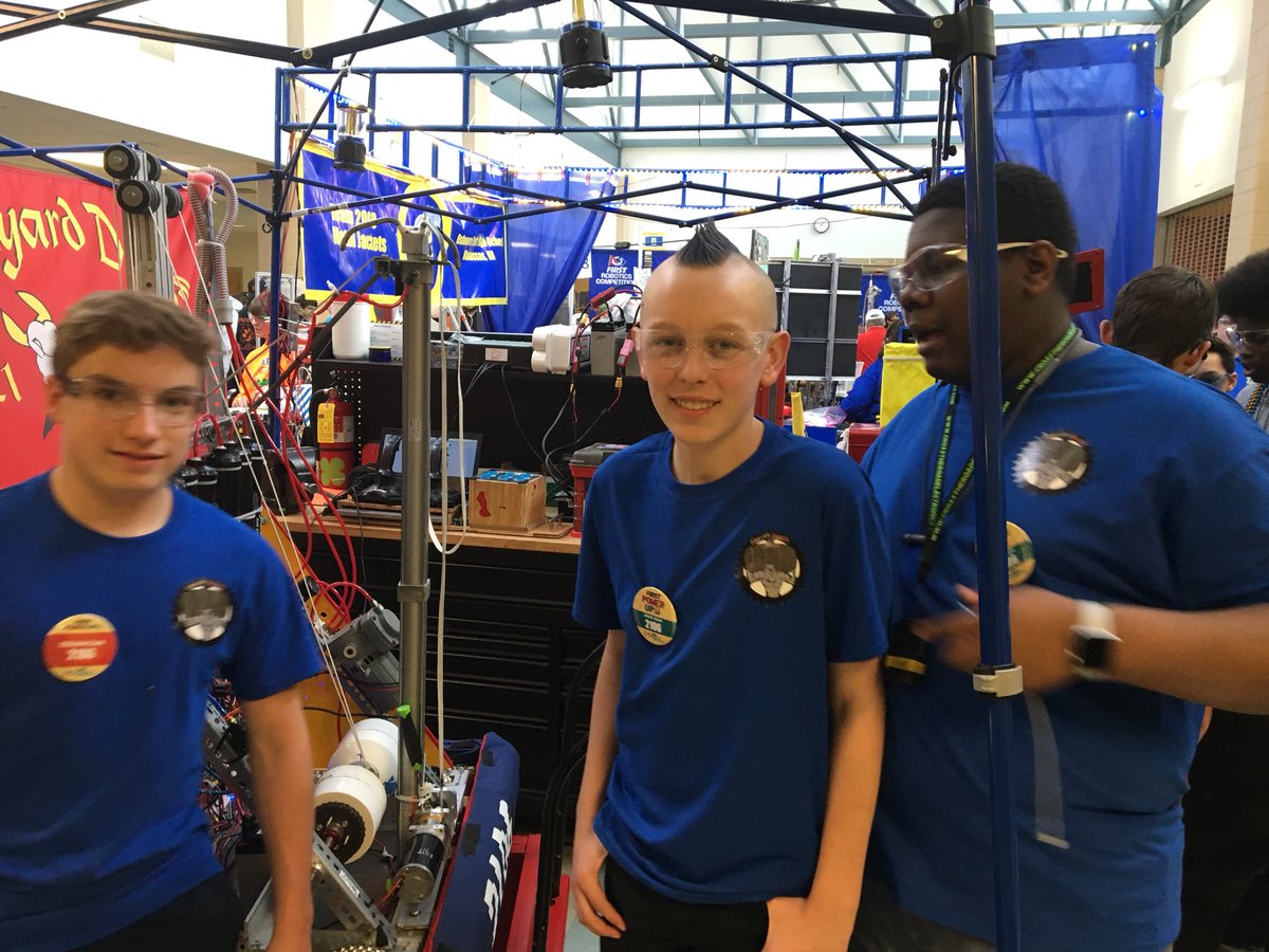 hardenk's tweet photo. FRC Competition. 2106 Junkyard Dogs. @MooreSTEM @glndschools @WatsonBwatson @DrJRaley @sagGEYER @JSRucker https://t.co/sWLdpoaZhT