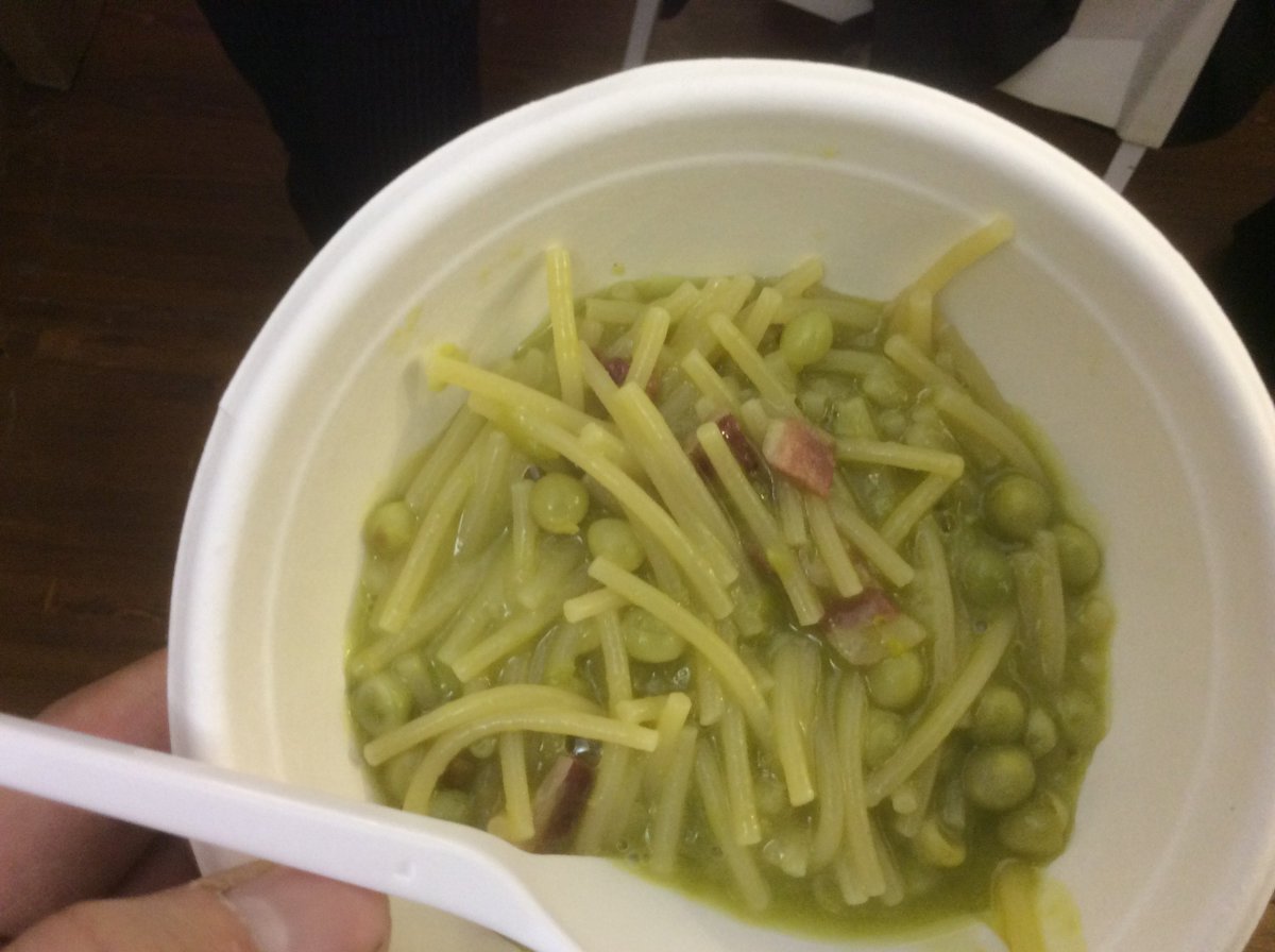 Leguminosa2016's tweet photo. Laboratorio del Gusto: cento cuochi per il pisello centogiorni, il nuovo Presidio Slow Food. Ospite speciale il maestro Peppe Vessicchio #LEGUMINOSA2018 #semiperilfuturo https://t.co/rU9Jb81Afe