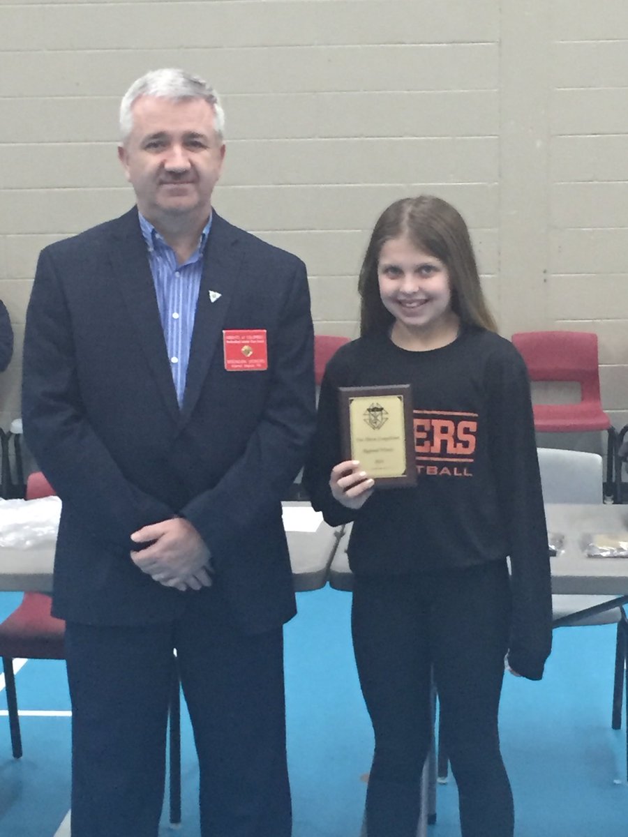 MarkHealyNL's tweet image. Onto GFW for the provincials... grade 6 female regional champ in the #KofC free throw contest. #Bball #Freethrows #Roadtrip