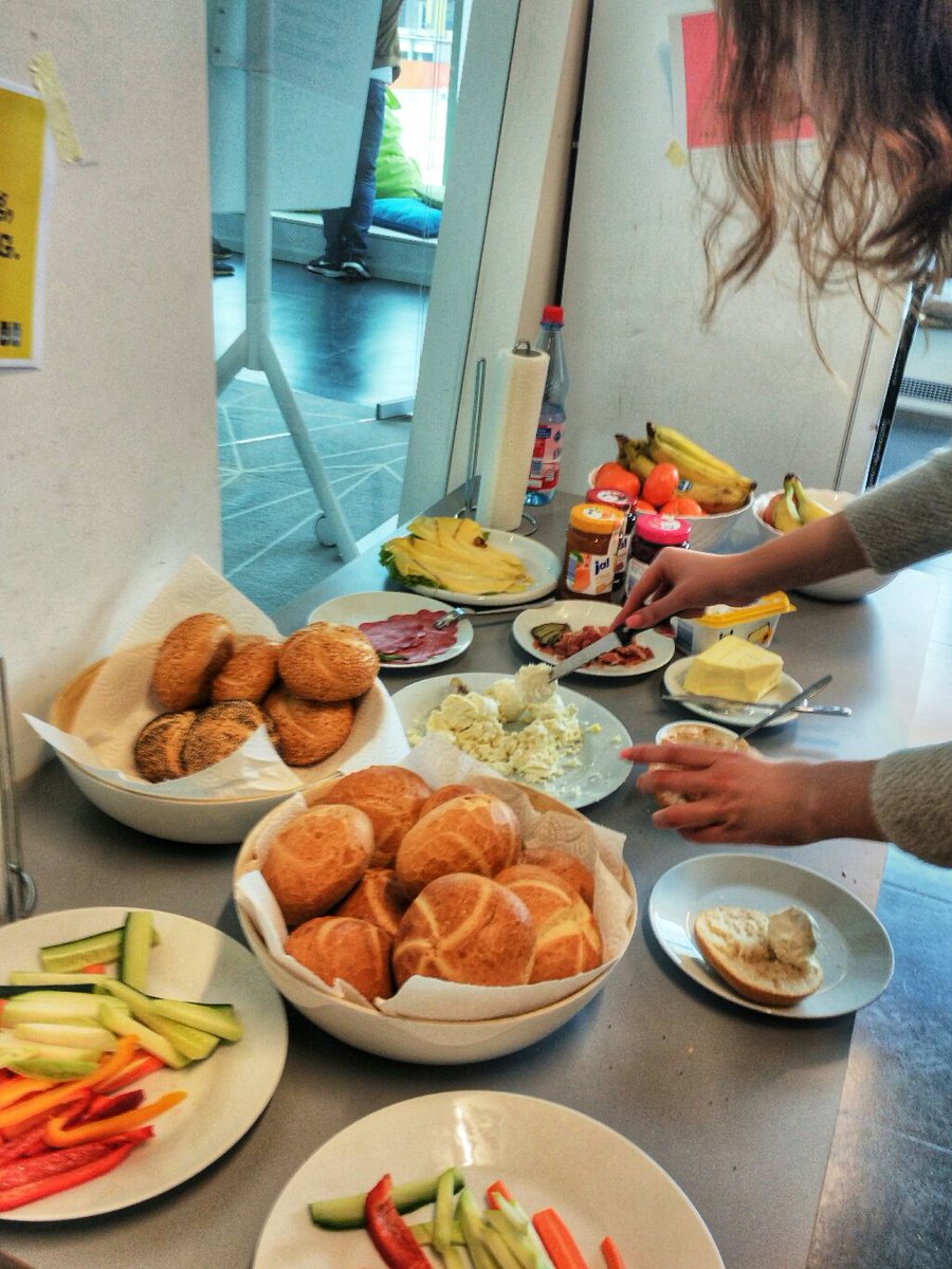zweilernen's tweet photo. After a great breakfast @ #GSJamWI #GSJam we did it. Lots of fun with a super team and coaches https://t.co/X5DdXfO48b