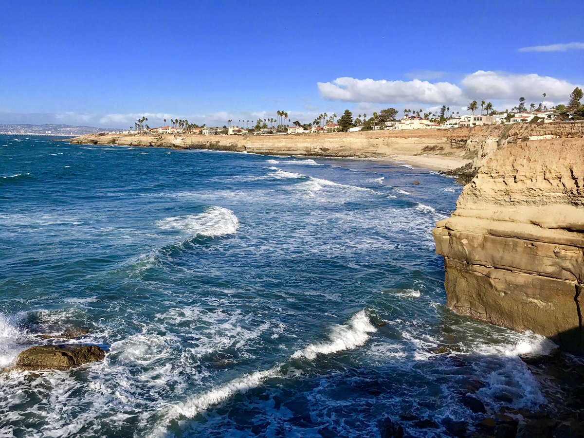 Kirk Hawkins tweet media