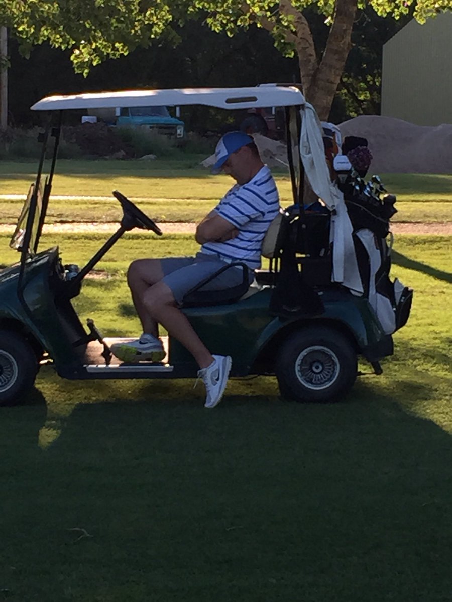 barcchar's tweet image. Just waiting on spring and golf season like ......@mstocks11 @MrLukeGuest @mike_kess #WGC #pantleg