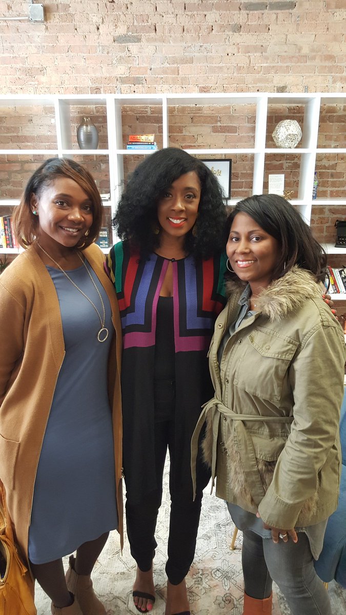 #SheDidThat a film by #RenaeBluitt hosted by @afenyabsn of @theicancollective at #evolveHer! #BNTheMix!