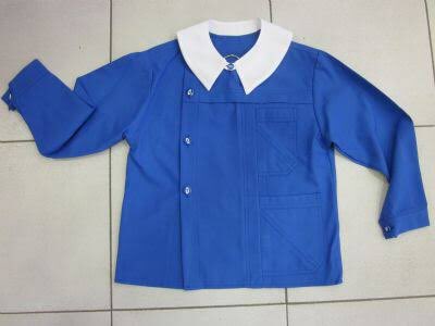 Şu mavi okul önlüğü değiştiği günden beri ülkede hiç bişey yolunda gitmiyor.