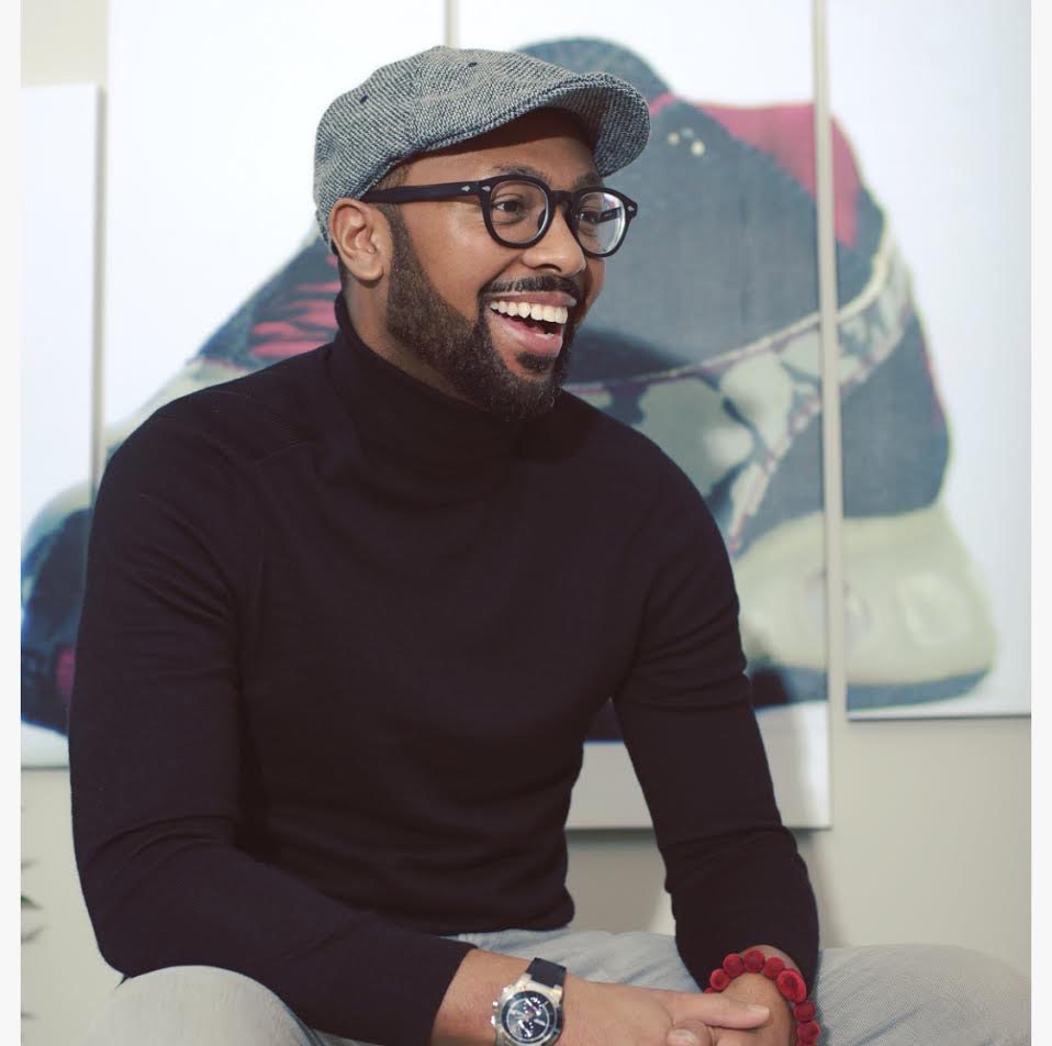 SoGiv's tweet photo. Outtakes from an upcoming cover story in Houston with #Founder @EdwardBogard. #StayTuned #SoGiv #HTown #ChangingTheWorldThroughAShoe 👟 https://t.co/UIXS4U2n1U