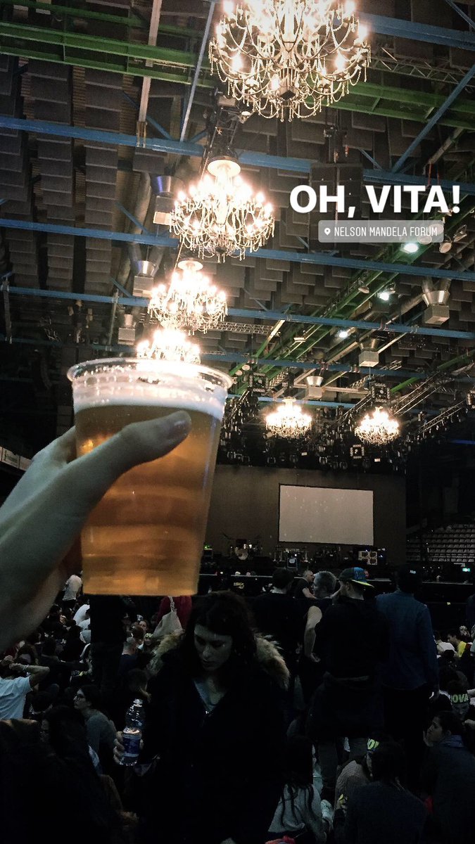 gaiamondini's tweet photo. Oh, vita! @lorenzojova https://t.co/4kdBfoGud5
