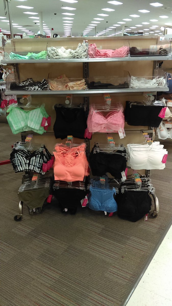 Before/After Intimates <a href="/autumn_uptain/">Autumn Uptain</a> <a href="/Brownlj2016/">Lindsey Brown</a> <a href="/JayYezzi/">Jay Yezzi</a> @ColonJosian