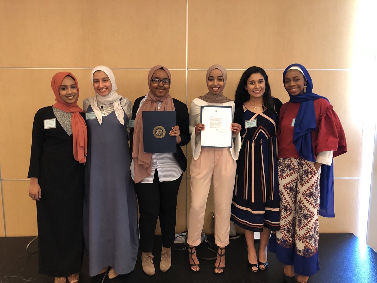 WestfieldHSMsa's tweet photo. Our MSA was fortunate enough to represent Westfield HS and receive the Fairfax Student Peace Award✨❤️ subhanallah we are so grateful for this amazing opportunity!! https://t.co/sIJzb5ok1A