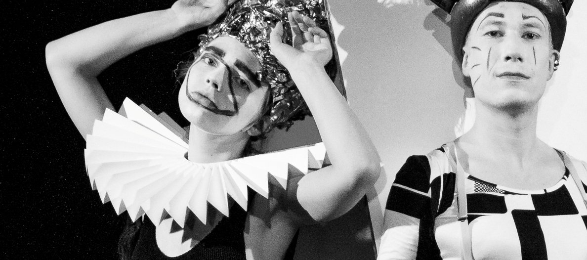 3MASAS's tweet image. VIŅŠ IR PLIKS ! @3MASAS pirmizrāde 17.03.pl.18.30