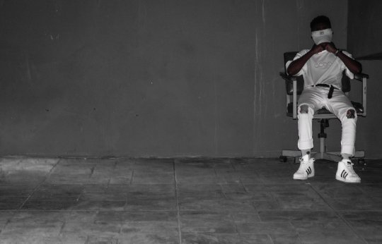 Milkill01's tweet image. Alone