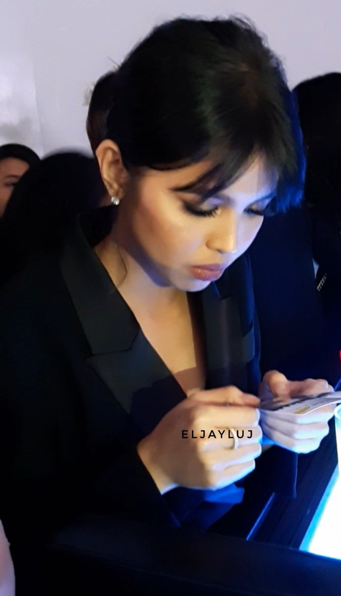 eljayluj's tweet photo. Ang ganda 😍
#MaineLengendary23 https://t.co/aMI6fZtc3o