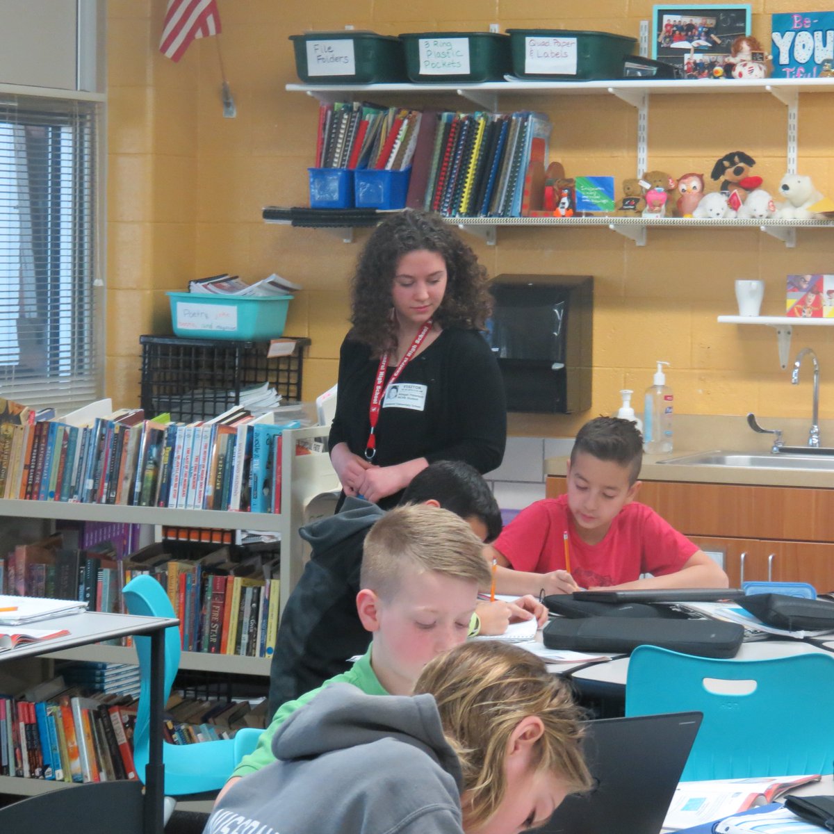 NCHSteaching2's tweet photo. Miss Peterson teaching her first lesson with her honors math class #inspire203 @Elmwood_Eagles https://t.co/jSFKD5aFG2