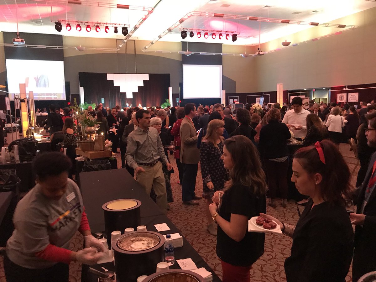DanielsABC11's tweet photo. Amazing creations from some of the Triangle’s best chefs at #ToastToTheTriangle benefitting @TammyLynnCenter #ABC11Together https://t.co/OtPIn5A38X