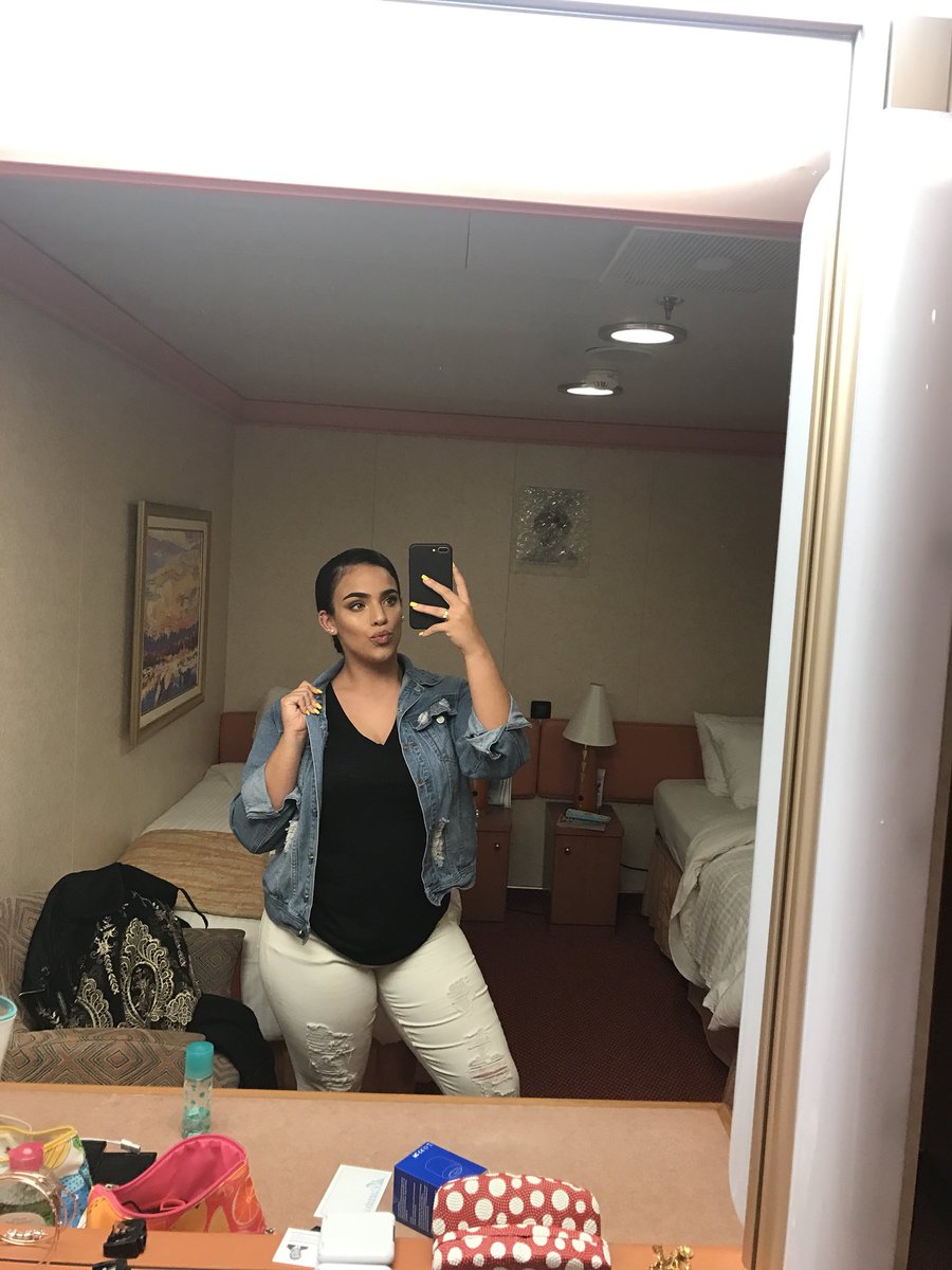 jillianndiazz's tweet image. It gives me a reason to post pics 🤷🏽‍♀️ #FinePeopleFromFlorida #madeindade