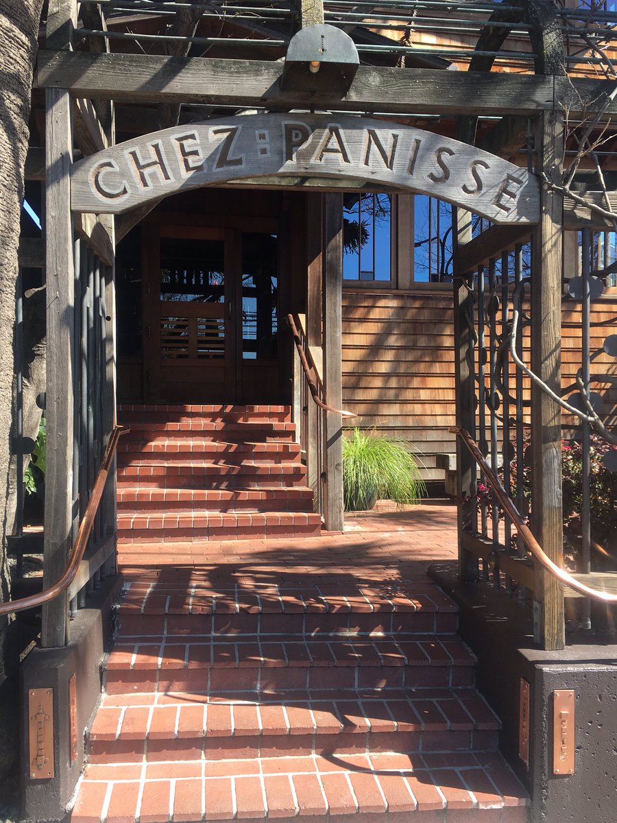 chow__town's tweet photo. a very incredible experience @chezpanisse thank you @AliceWaters for taking time out of your day to speak with me https://t.co/lsvn5pEW54