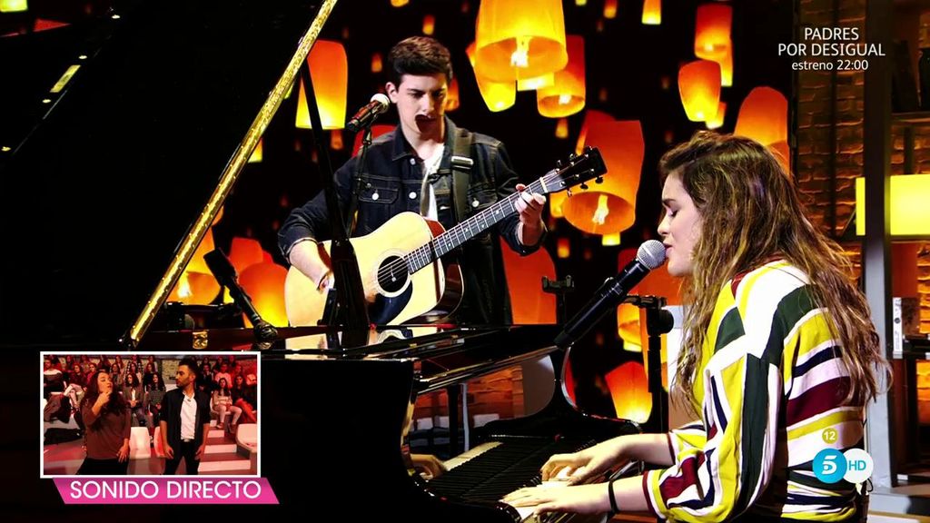 telecincoes's tweet photo. .@Amaia_ot2017 y @Alfred_ot2017 cantan en directo #TuCanción y se la dedican a la familia de Gabriel > https://t.co/HKh17FFFXN https://t.co/3qvuTEFGdg