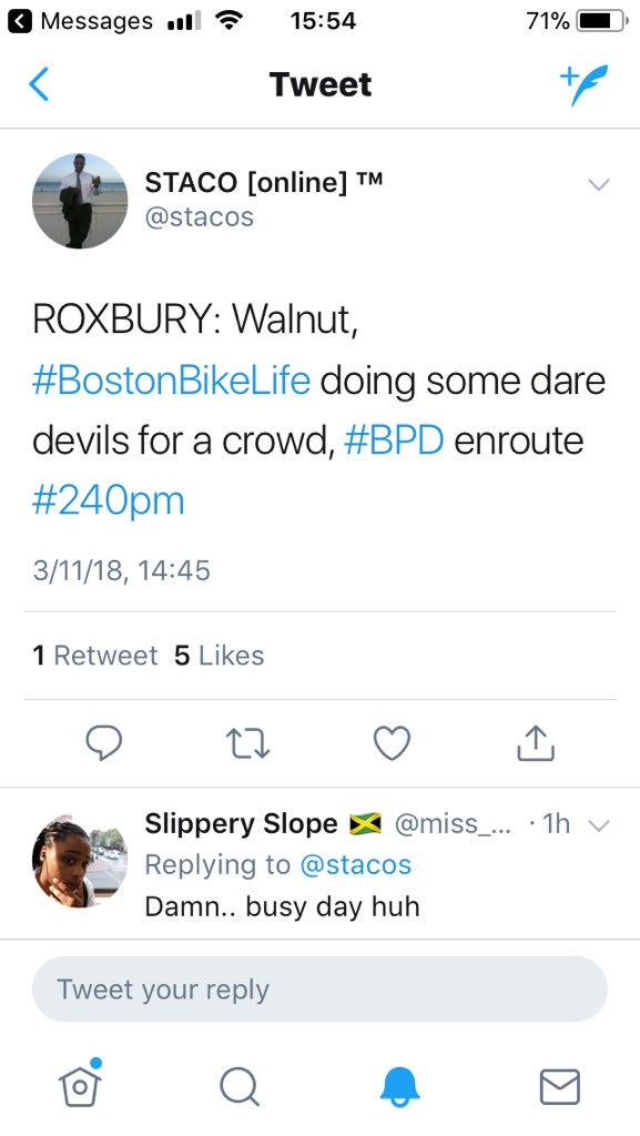 chipgoines's tweet photo. #BostonBikeLife comes at you fast https://t.co/30LXvg1Jpy