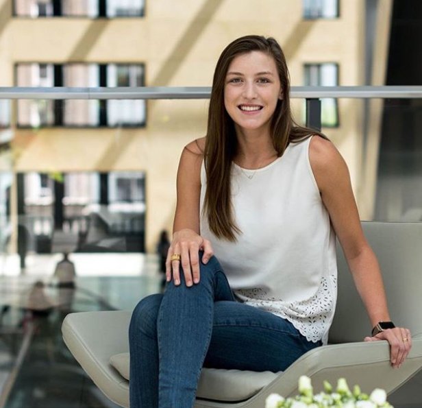 MITSloanAdcom's tweet photo. “I am working in MIT’s Operations Research Center, using machine learning techniques and data from the Framingham Heart Study to predict strokes.” - Emma Chesley, MBAn ’18. Check out @mit_analytics on Instagram for more MBan student spotlights! #MITAnalytics https://t.co/cV8Ll98THn