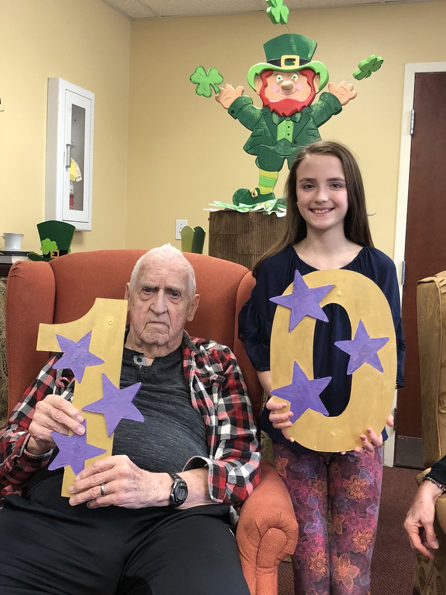 AutumnWoodsHC's tweet photo. We give our Residents and their families a 10🥇for all the love and support they give us 😊! #YourA10 #BestFamilySupport #CSS #WinAGrill https://t.co/hEfdrm1FWr