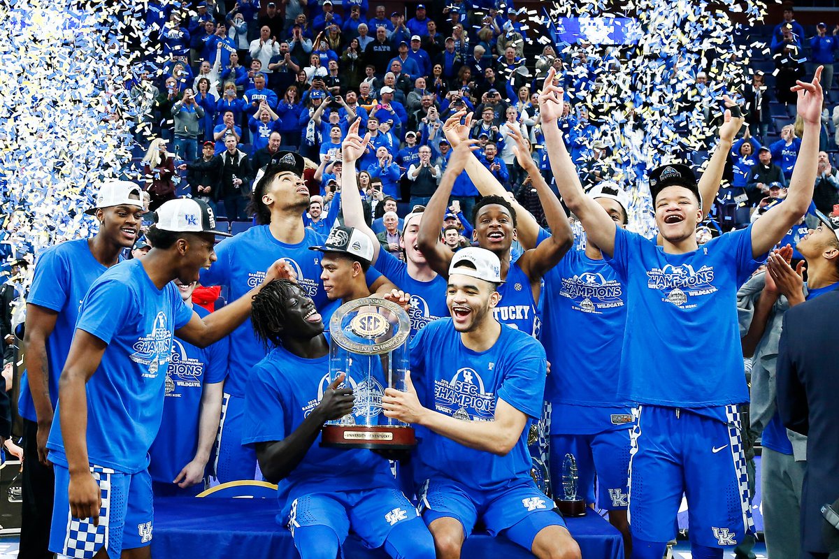 KentuckyMBB's tweet photo. 💙💙💙 #SECchamps https://t.co/AiXQak3c1Z