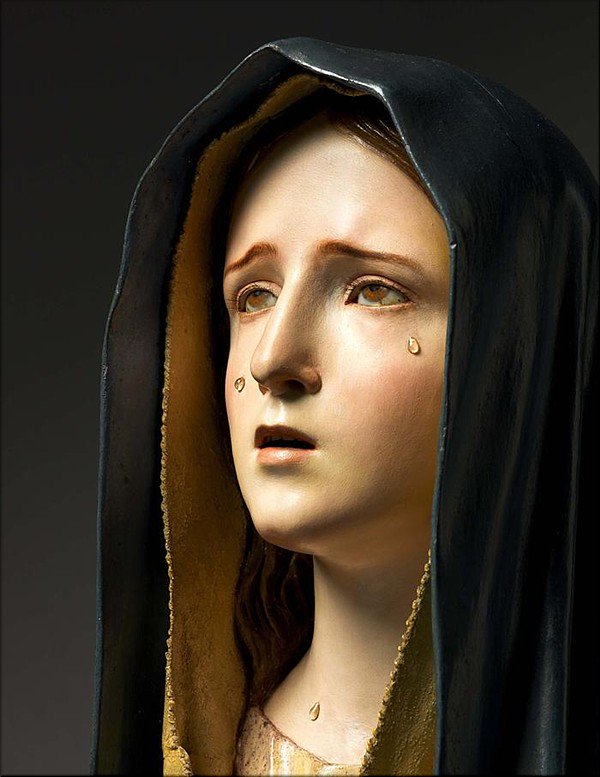 Мадонна долороса икона. Мадонна долороса. Mater dolorosa статуя. Мадонна библейская. Mater dolorosa статуя.