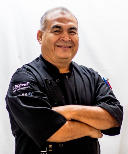 HotelCasaVelas's tweet photo. Nuestro chef ejecutivo @AlejandroGoche1 presentara en el restaurante Emiliano un exquisito menú para celebrar el #GoutDeFrance este 21 de Marzo. 

#GoodFrance #VelasResorts https://t.co/3VKRKOwyp6