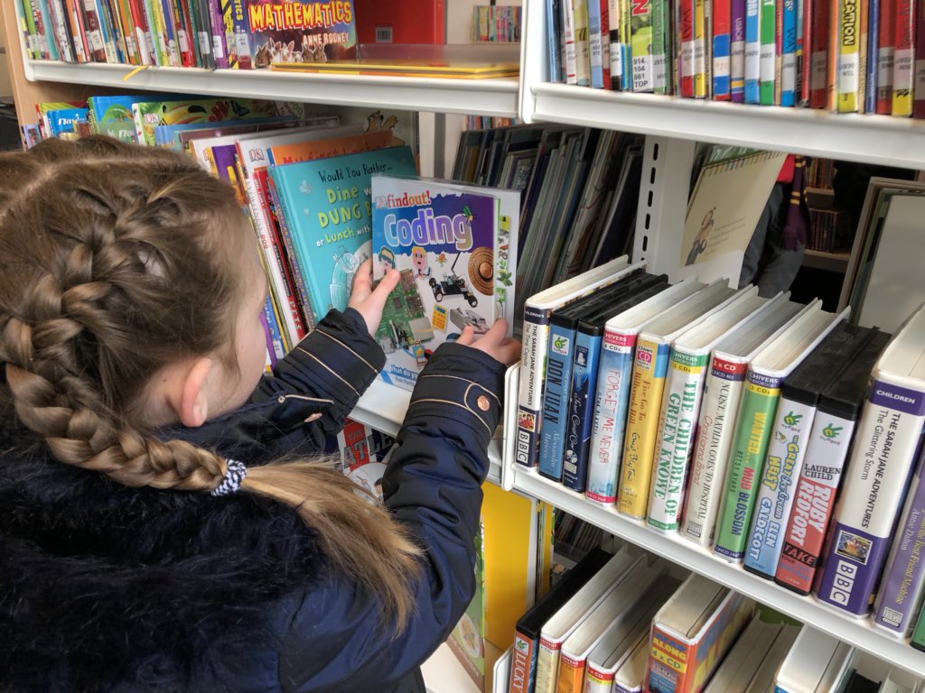 bpncca's tweet image. Whereas here in Thornton, we are reopening the libraries which #Labour needlessly and punitively closed down! 

#ThorntonLibrary