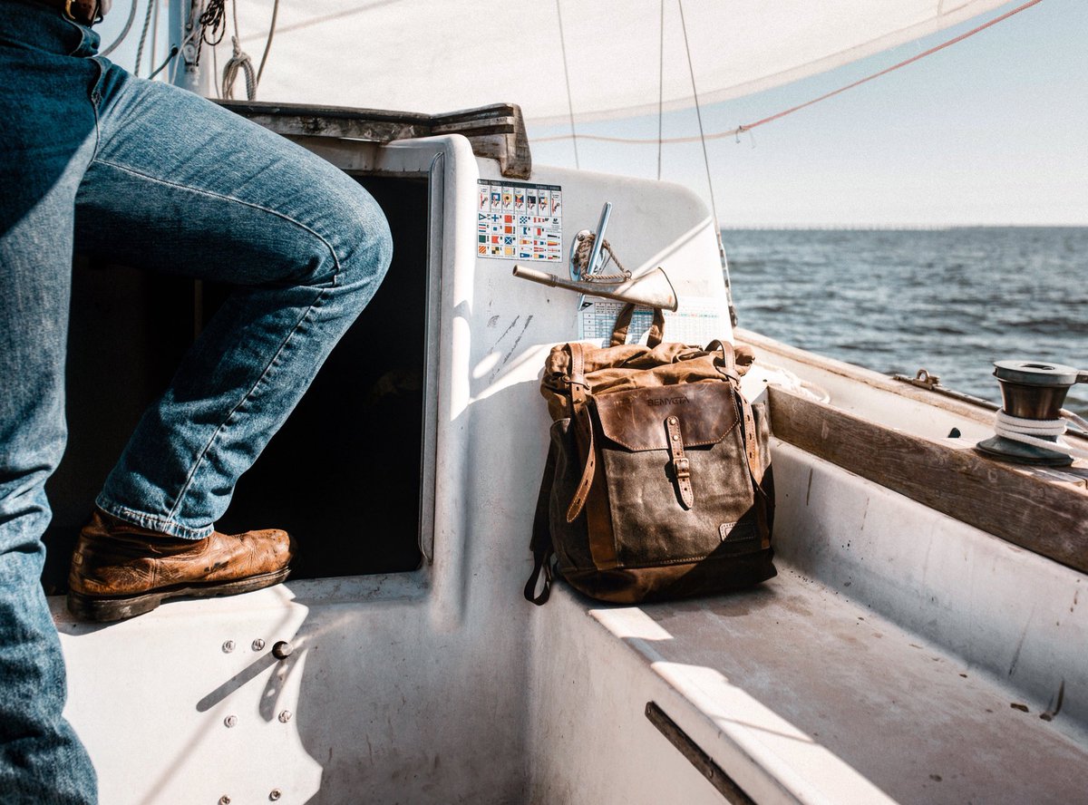 benycta's tweet photo. Our #leather, your #amazing #travels.
- #BENYCTA #TheTravelBrand https://t.co/VAV4rW8mvC