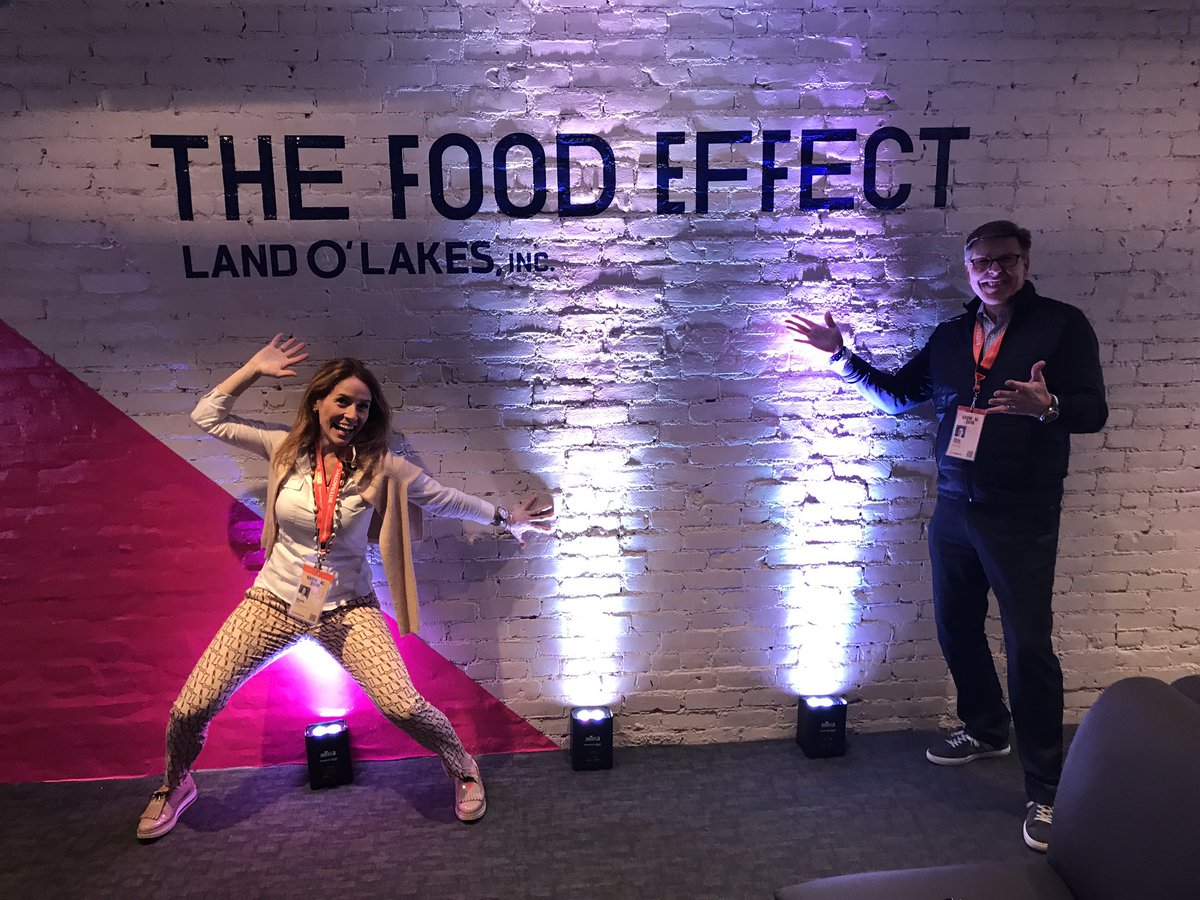 AlexisGlick's tweet photo. .@LandOLakesInc #TheFoodEffect is THE PLACE TO BE at #SXSW 

Here with the brilliant CEO of @LandOLakesInc @ChrisPolicinski 

Come see the future of food at Trinity Hall and see how data is transforming agriculture and feeding the world!!!

@sxsw #SXSW2018 https://t.co/HCSsk8s5Zm