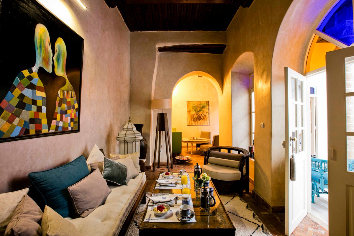RiadEmotion's tweet photo. #Essaouira #Maroc #boutiquehotel #riademotion #GuestandHouse #guest #Mogador #riadEssaouira #luxuryriad #liveanexperience #riadmedina https://t.co/mMSpPjVehB