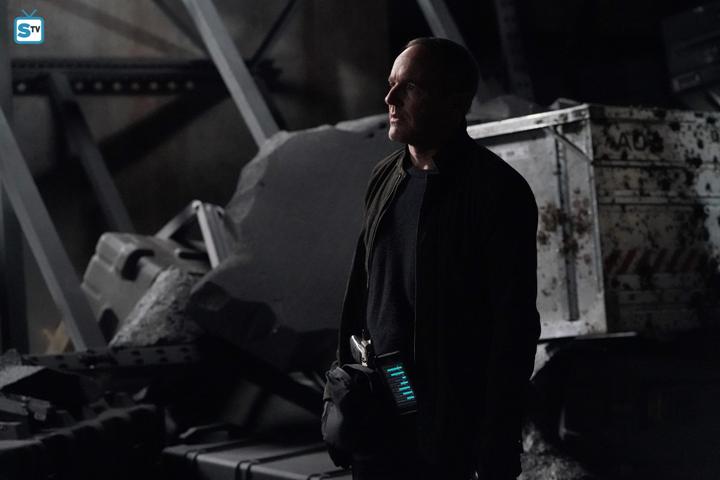 #AgentsofSHIELD100 was one of @SpoilerTV's Scenes of the Week. @clarkgregg #IainDeCaestecker @Lil_Henstridge @jaugustrichards #SHIELD100 #AgentsOfSHIELD spoiltv.me/2tACQID @AgentsofSHIELD