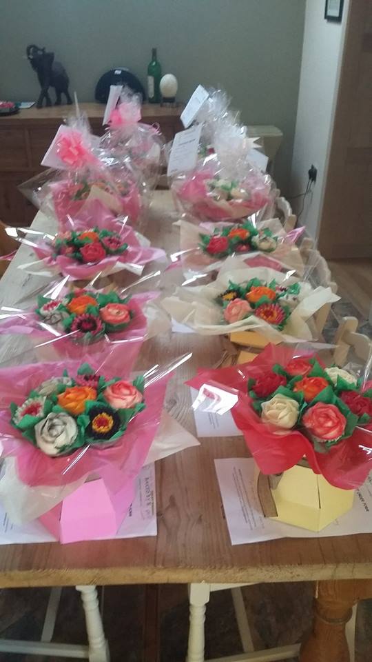 BakedByB_Devon's tweet photo. It was a busy Mother's Day. Lots of #cupcakebouquets #cupcakes #delicious #devon #bakedbyb https://t.co/5mkTRCcdVR