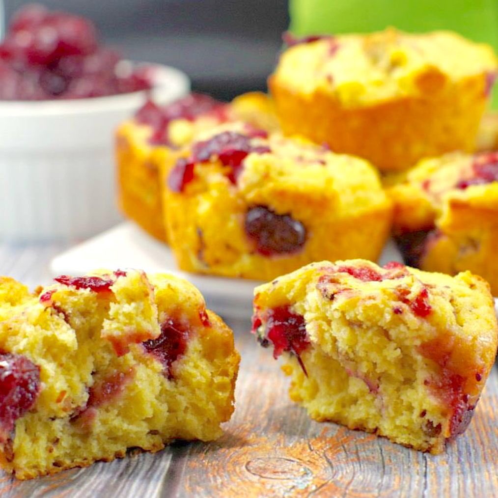 CherryvaleFarms's tweet photo. Cranberry cornbread just sounds right! ⠀
.⠀
.⠀
.⠀
.⠀
#cherryvalefarms #everythingbutthe #corn #cornbread #plantbased #baking #instafood #instagood #yummy #makeitbakeitloveit #cranberries #justadd #fruit #fresh #veggies #vegan #healthy https://t.co/lfo9nmMS4t