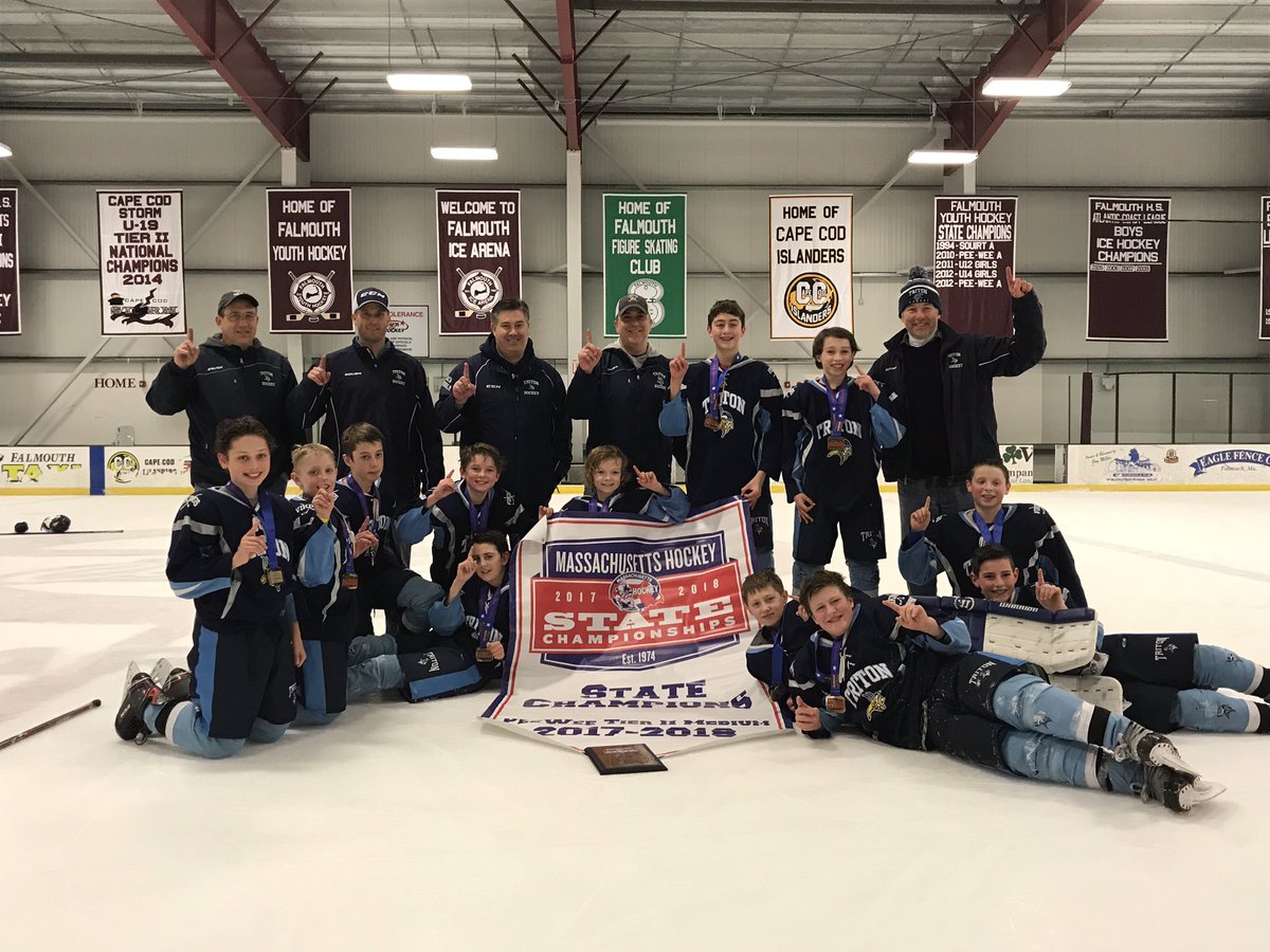TYHVikings's tweet photo. Final from Falmouth: P1 4 - A/B 0. Triton is the 2018 @Mass_Hockey PW State Champion! #RaisetheBanner #GoVikes https://t.co/fUM0ionUAw