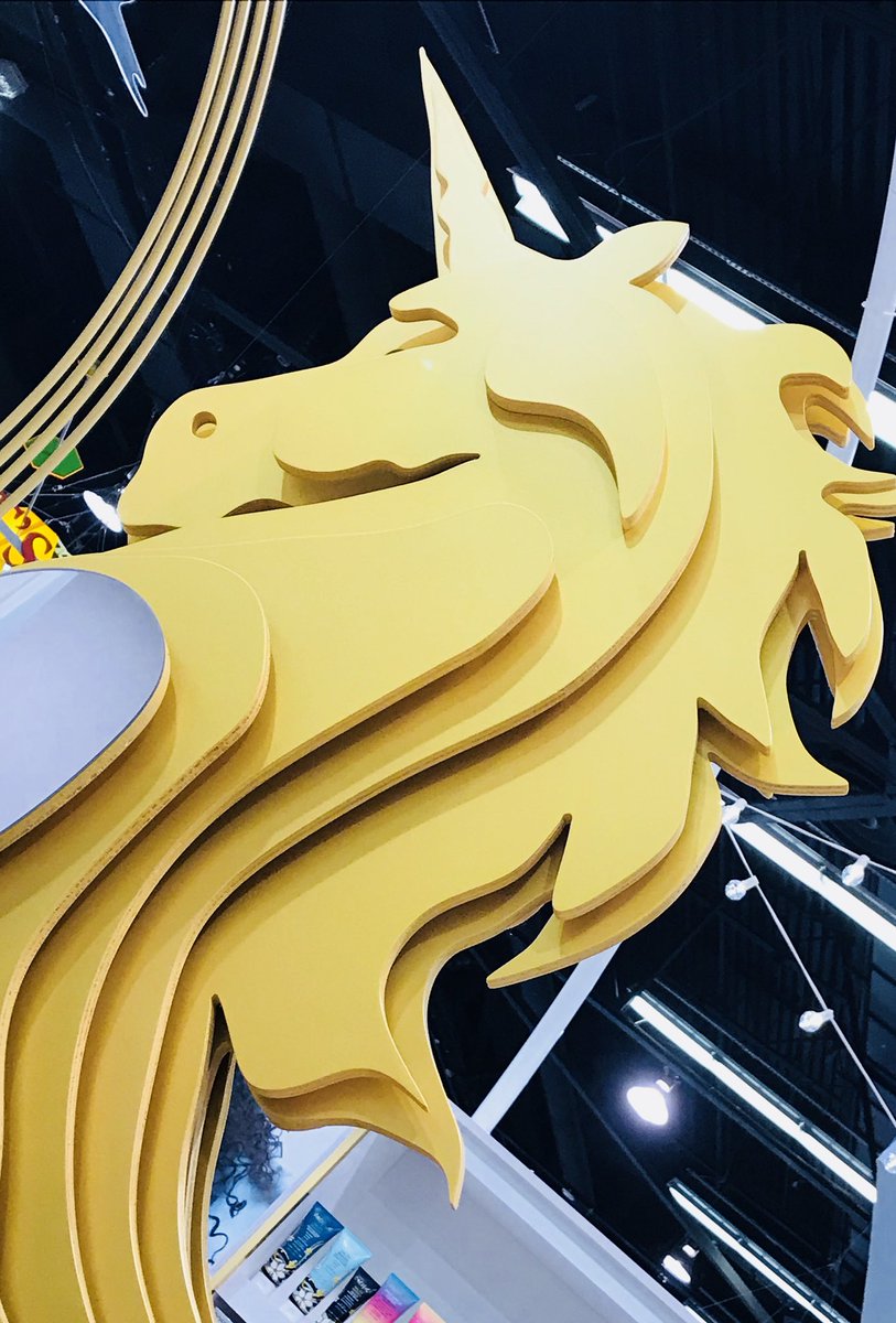 Jessica_Rubino's tweet image. Checking out all things natural beauty this afternoon and loving the product (and booth) innovation! Just take a stroll through the lifestyle section at #ExpoWest and it becomes quite clear: The #safecosmetics movement is here to stay.