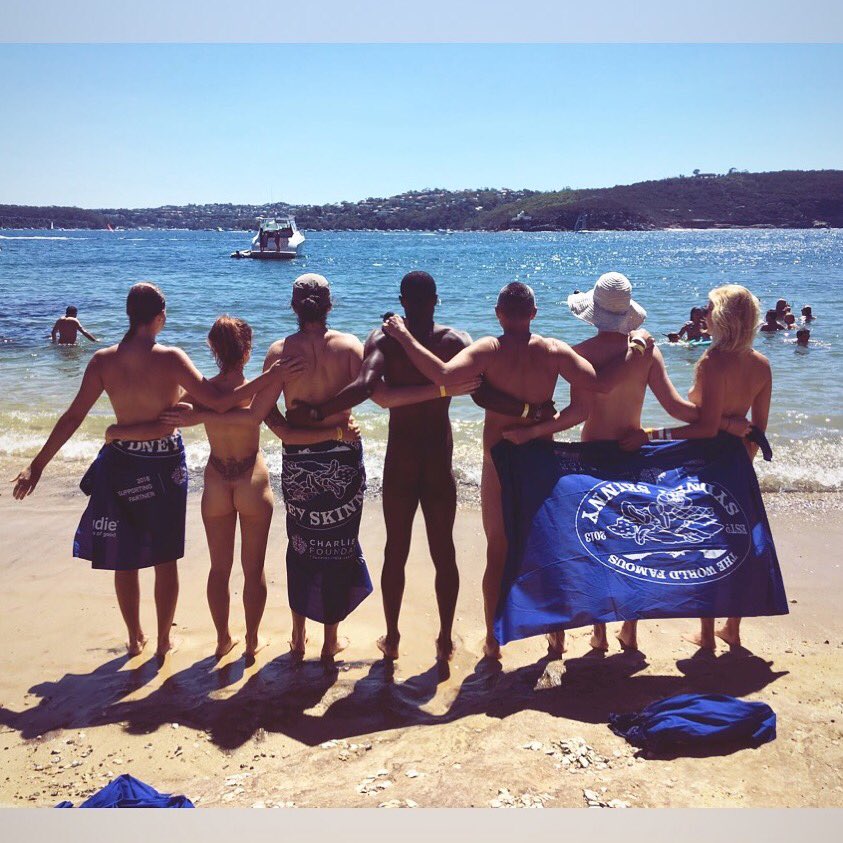 This year I convinced 7️⃣people to get naked with me and take a swim. 😜🏊🏾🏊🏻‍♀️🏊🏼🏊🏻‍♀️😀
<a href="/TheSydneySkinny/">The Sydney Skinny</a> event was awesome. It funds a great cause showing people that the human body doesn't need to be sexual in it's nude form.  
Look out for my podcast 🎧🎤soon