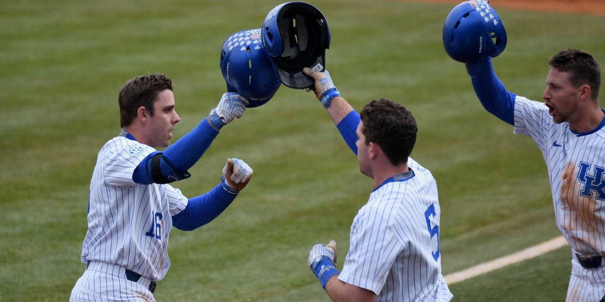 d1baseball's tweet photo. Once again this weekend, @UKBaseball looked like a national title contender. What was so great about #UKBase? @aaronfitt takes a deep dive into the #BatCats, along with @TTU_Baseball. Read
https://t.co/iYrkDXCiod https://t.co/9pSmIy4586