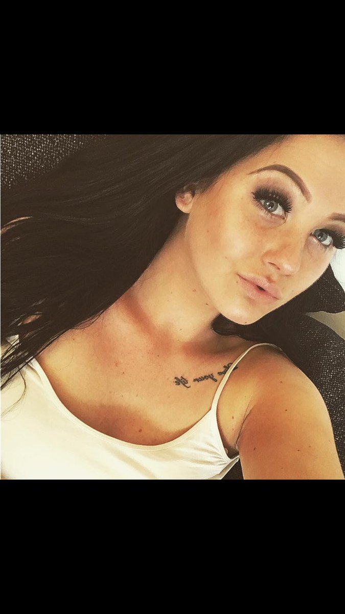 NudeSwedish's tweet photo. emelie creutz https://t.co/Z8HSMvkgDY