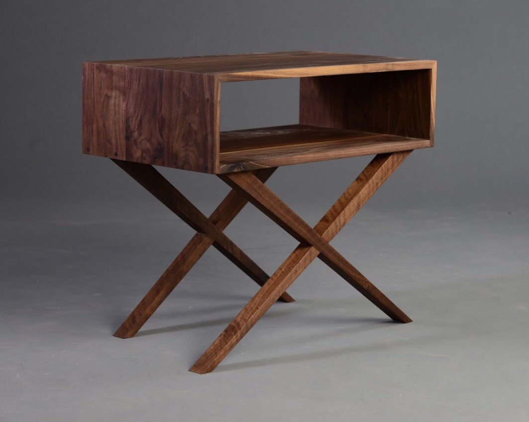 TubeFirstTube's tweet photo. I found some photos yesterday on one of my external hard drives!๐This was a table I built in the spring of 2016. I did all joinery by hand, just for fun, & to challenge myself!โบ๏ธ #Woodworking #finewoodworking #midcenturymodern #tablemaking #joinery https://t.co/dxyX1eMe1l