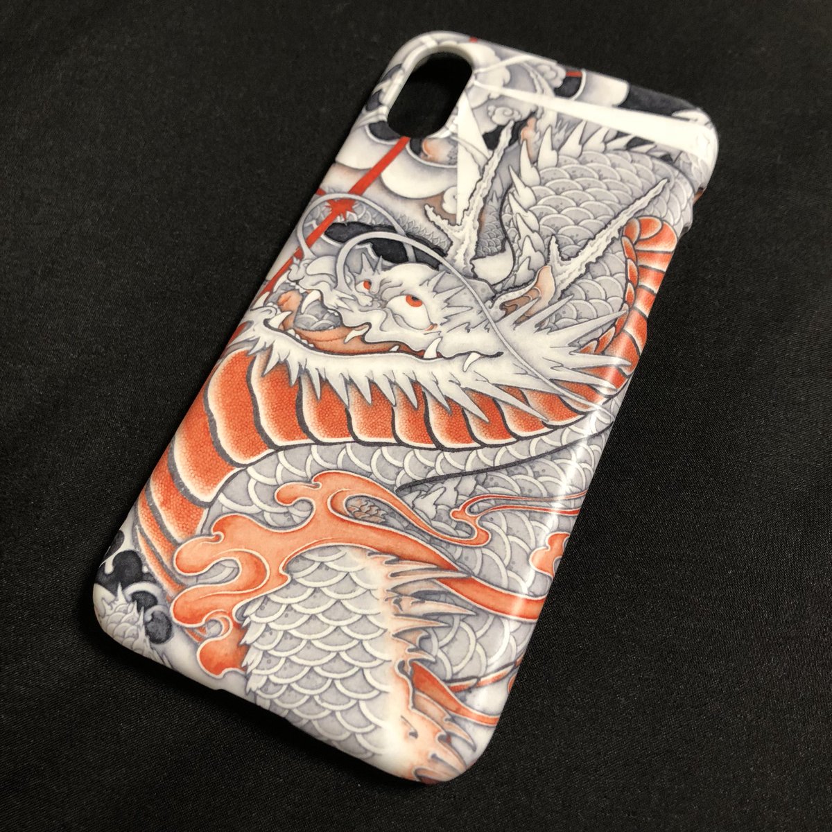 kota_nakatsubo's tweet photo. BASEに iPhone X用ケースを追加しました(｀・ω・´) https://t.co/Jw48JcYnHG #base #iPhonex #iphone #print #apple #illustration #dradon #accessory #traditional #Traditionaltattoo #follwme If you want these case,→ DM https://t.co/k5NZ2mdZ7u