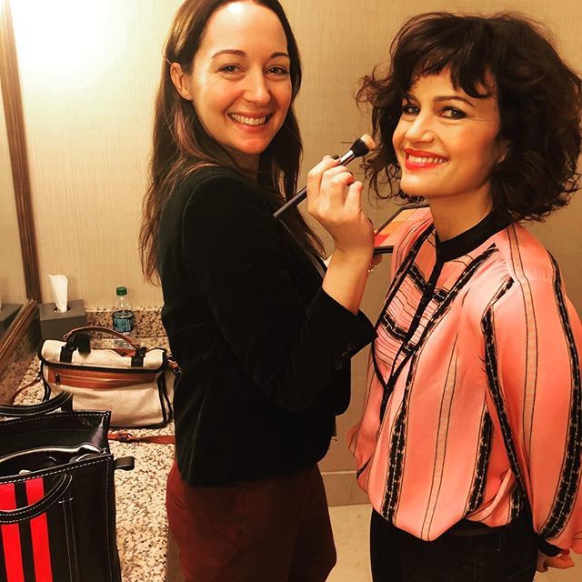 carlagugino's tweet photo. Last minute public bathroom touch ups at South By. Thank you @erinleesmith for always being game and so darn good at what you do! 😍 And the blush palette even matches my shirt. 😂 #makeup #elizabethharvest @sxsw #pressday #thingscarlaloves https://t.co/x5xsSmIs7d https://t.co/XUYiEauaDo