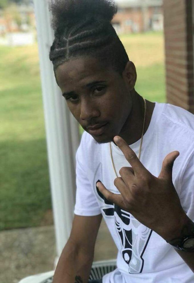 YdnSlim's tweet photo. Oh how I miss you son ❤️ until we meet again although you are not here with us physically you’ll live in our hearts forever baby boy  #LongliveSlim https://t.co/M08iDBWw3G