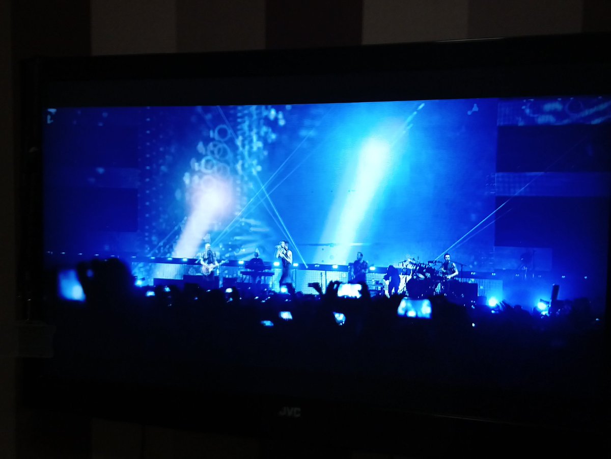 adelegregory79's tweet photo. Had to watch again #WeSupportTheScript but now on my tv chilling under my duvet @thescript @TheScript_Danny Superheroes ❤️❤️❤️❤️ https://t.co/00xGabDlo4