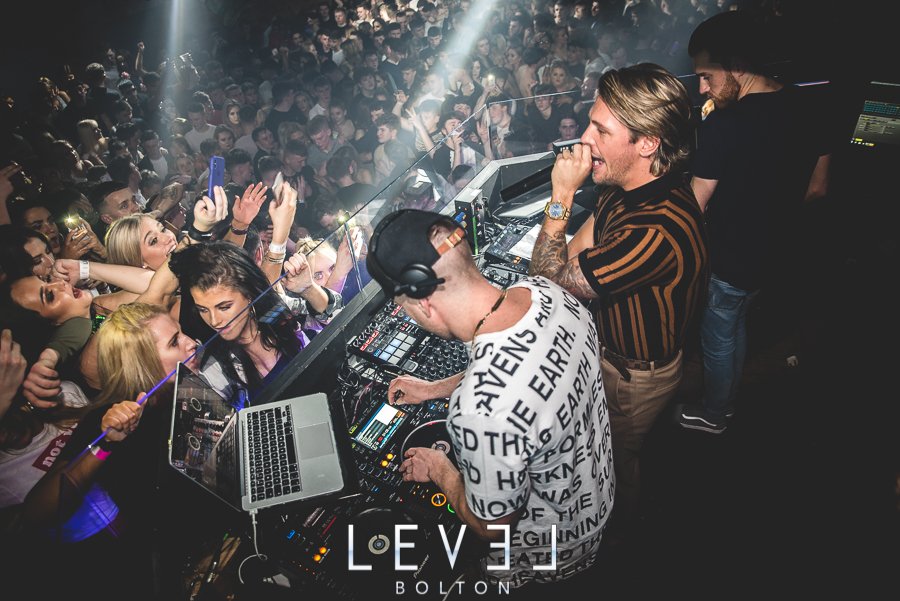CaiDPhoto's tweet photo. Last night was 🔥🔥🔥

https://t.co/oVOeBEHjMa https://t.co/D7YEVAVlUT
